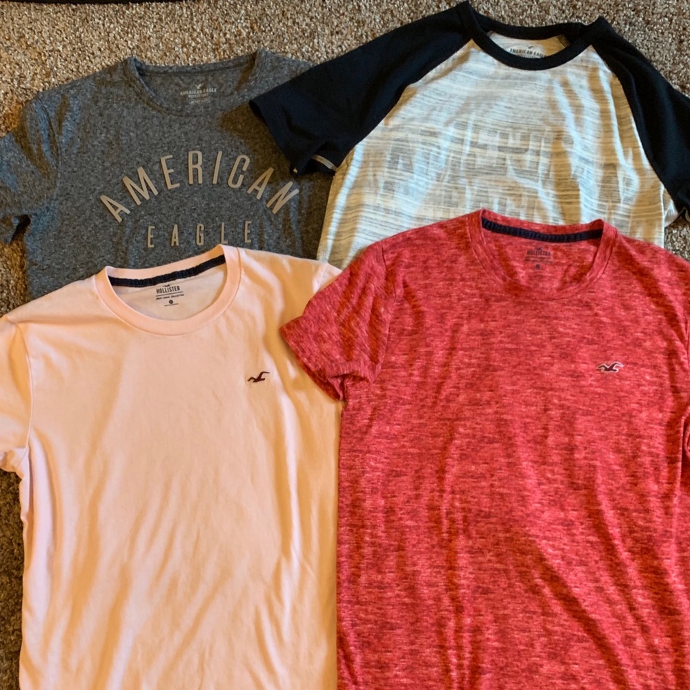 4 Hollister/American Eagle teen guys T-shirt’s XX